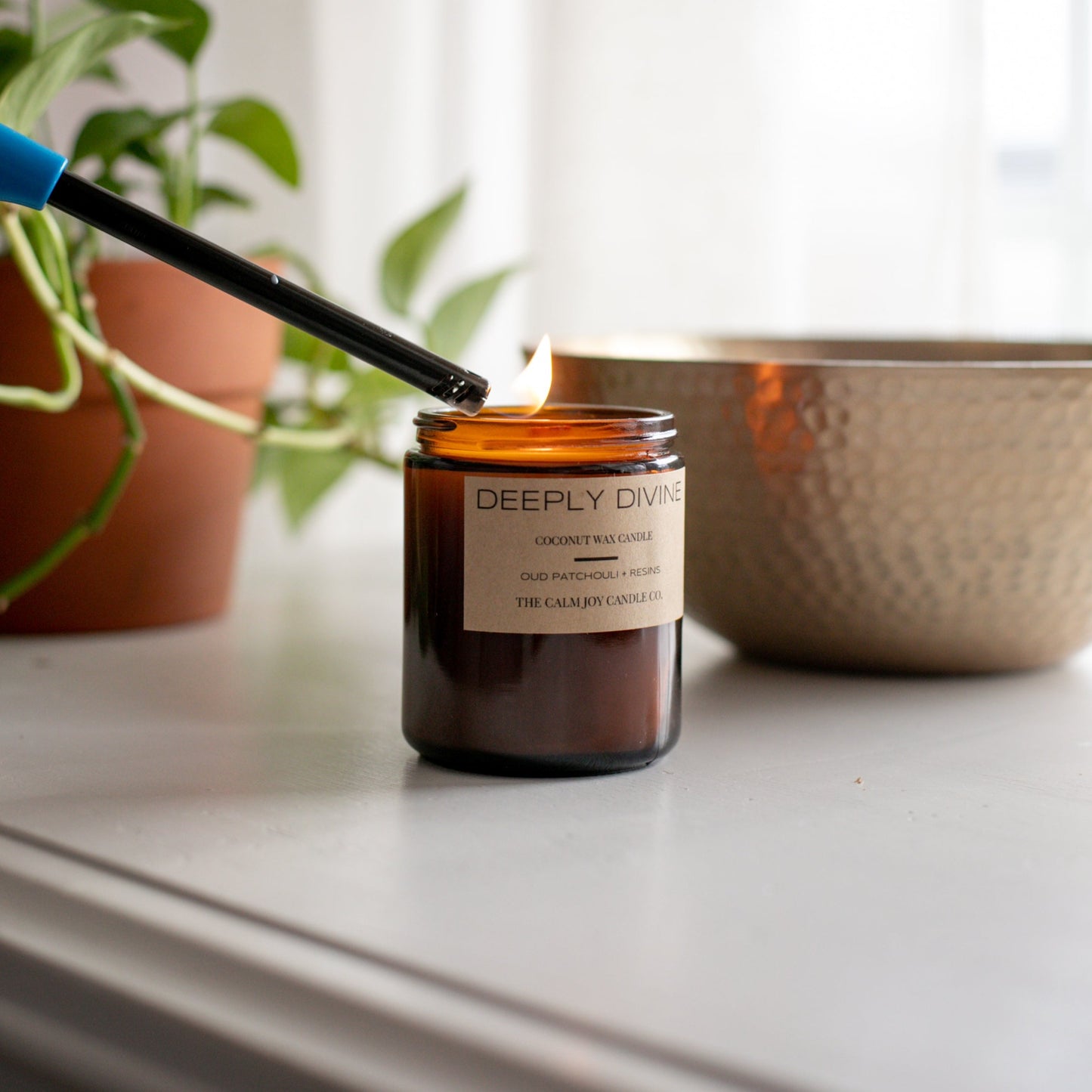 Amber Oud Patchouli Citrus Candle